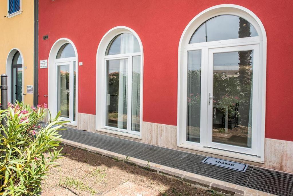 P010 - Porto Recanati, Nuovo Monolocale Fronte Mare Eksteriør bilde